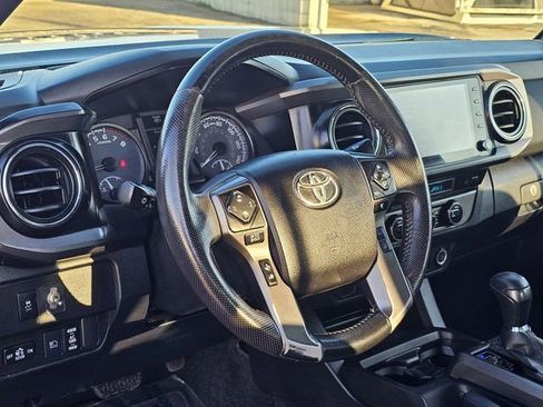Used 2021 Toyota Tacoma 4x4 Double Cab image 21