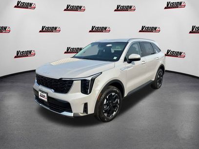 New 2025 Kia Sorento S