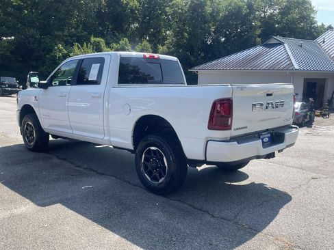 Used 2026 RAM 2500 Laramie AWD/4WD image 9