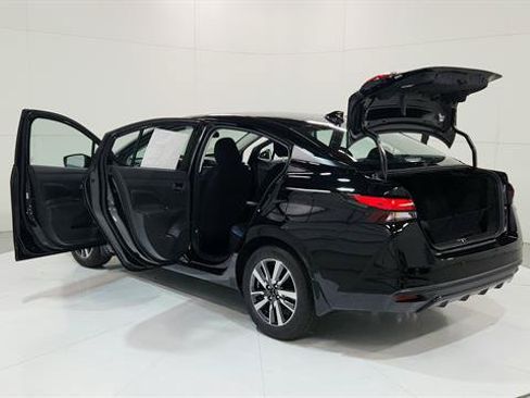 Certified 2025 Nissan Versa SV w/ Trunk Package FWD image 40