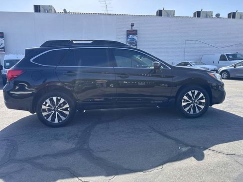 Used 2017 Subaru Outback 2.5i Limited AWD/4WD image 8