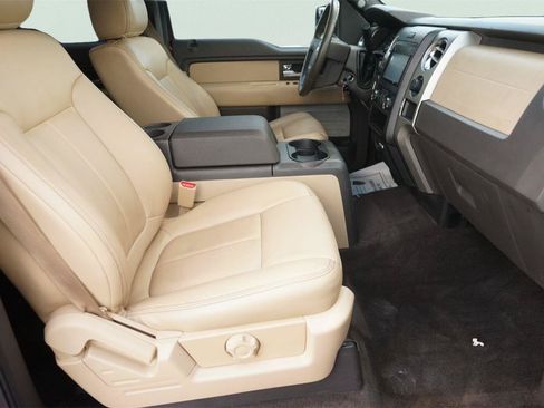 Used 2014 Ford F150 XLT w/ Equipment Group 302A Luxury RWD image 18