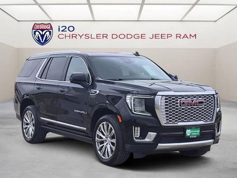 Used 2023 GMC Yukon Denali RWD image 1