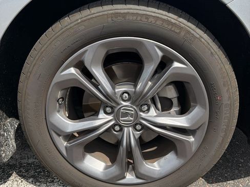 Used 2024 Honda Accord EX image 4