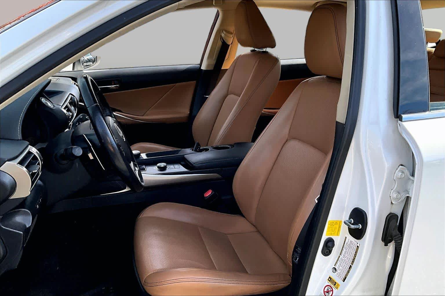 Used 2015 Lexus IS 250 AWD w/ Premium Package image 8