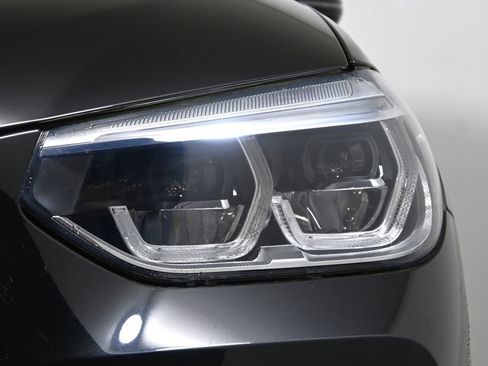 Used 2021 BMW X3 xDrive30i w/ Executive Package image 11