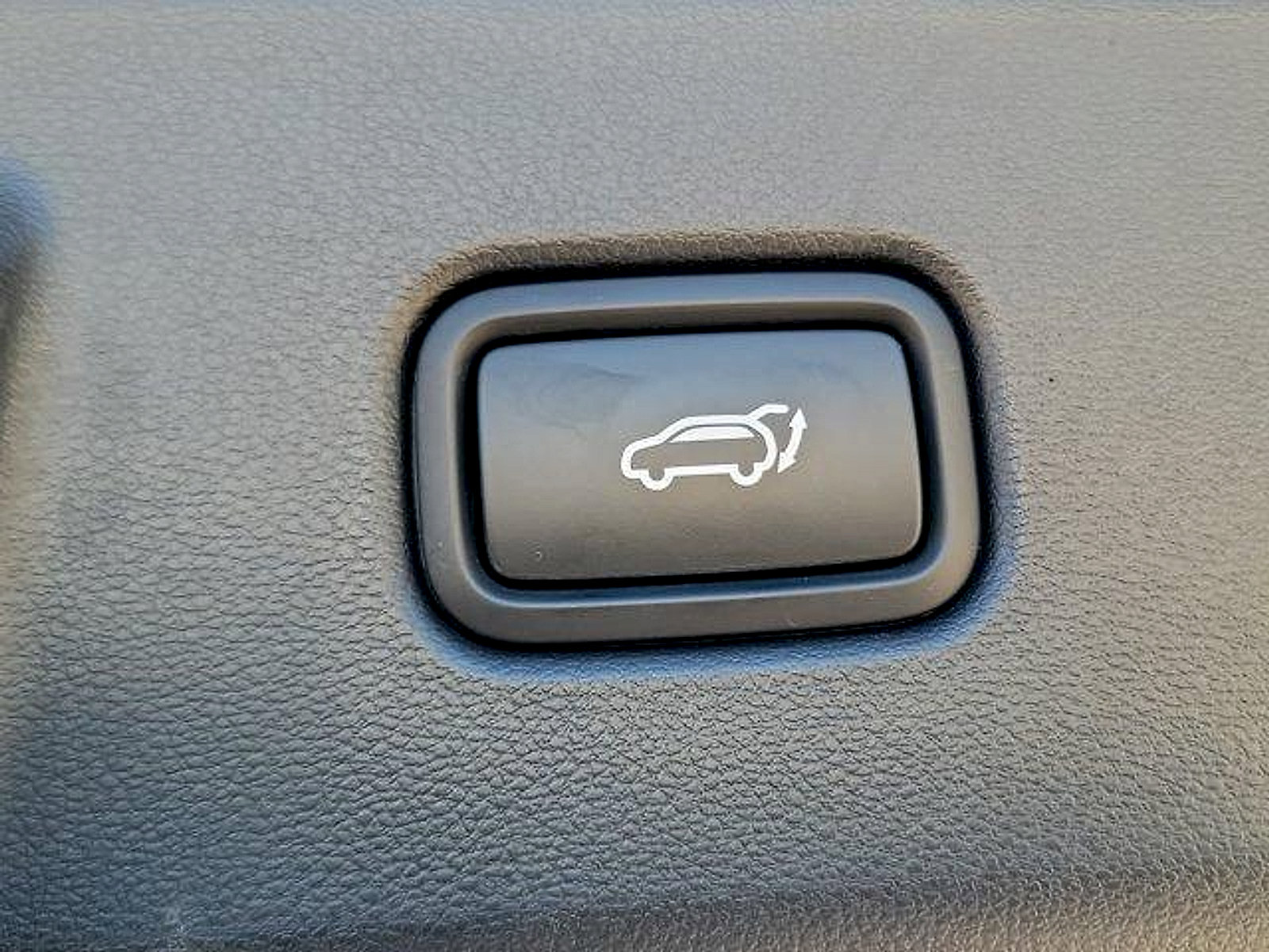 Used 2024 Hyundai Tucson SEL w/ Convenience Package FWD image 11