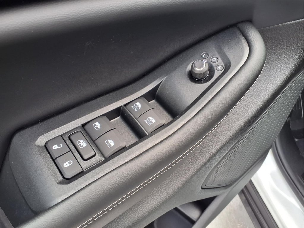 New 2026 Jeep Grand Cherokee Laredo X RWD image 10