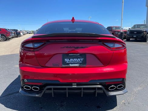 Used 2018 Kia Stinger GT2 AWD/4WD image 31