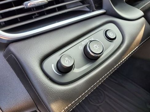 Used 2019 Buick LaCrosse Essence w/ Sights and Sounds Package image 15