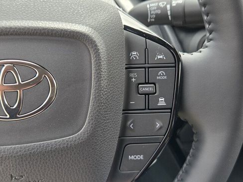 New 2026 Toyota Prius XLE FWD image 20