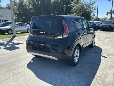 New 2025 Kia Soul LX w/ LX Technology Package image 6