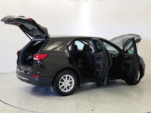 Used 2024 Chevrolet Equinox LT w/ LPO, Floor Liner Package FWD image 12