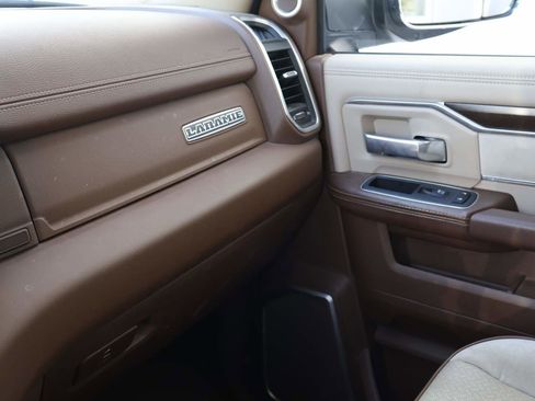 Used 2022 RAM 2500 Laramie image 15