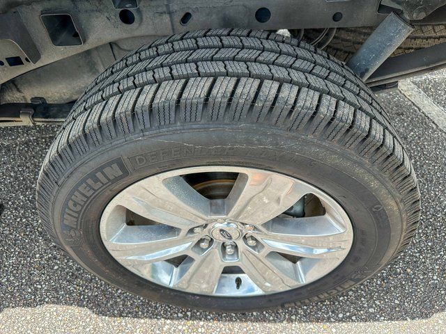 Used 2019 Ford F150 Platinum w/ Equipment Group 701A Luxury AWD/4WD image 11