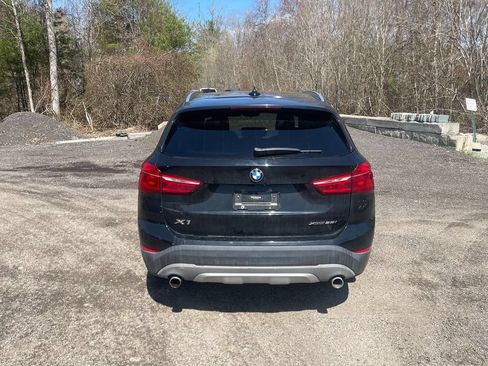 Used 2018 BMW X1 xDrive28i w/ Convenience Package AWD/4WD image 6