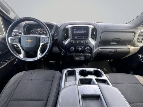 Used 2020 Chevrolet Silverado 1500 LT w/ Convenience Package image 16