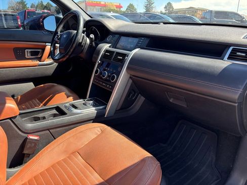 Used 2016 Land Rover Discovery Sport HSE Luxury image 23