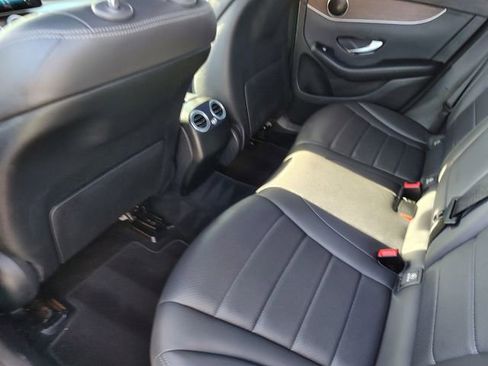 Used 2020 Mercedes-Benz GLC 300 4MATIC image 31