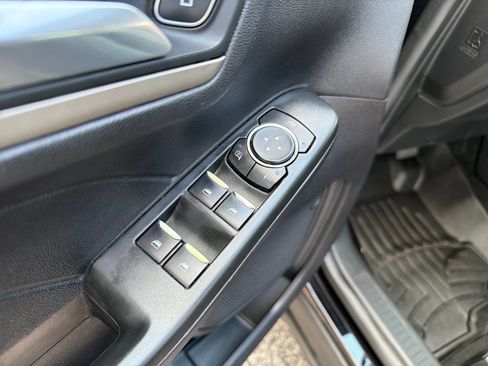 Used 2022 Ford Escape SEL FWD image 13