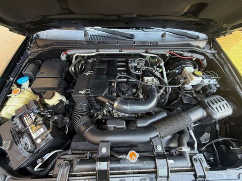 Used 2010 Nissan Frontier XE w/ XE Preferred Pkg RWD image 38