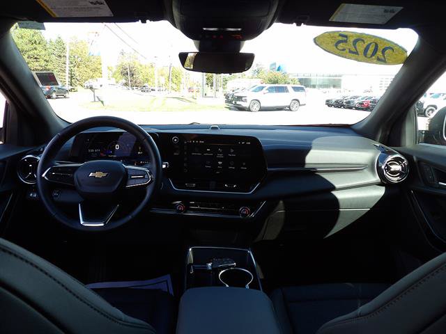 Certified 2025 Chevrolet Equinox LT w/ Convenience Package II AWD/4WD image 31
