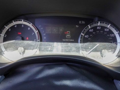 Certified 2023 Toyota Highlander XLE image 20