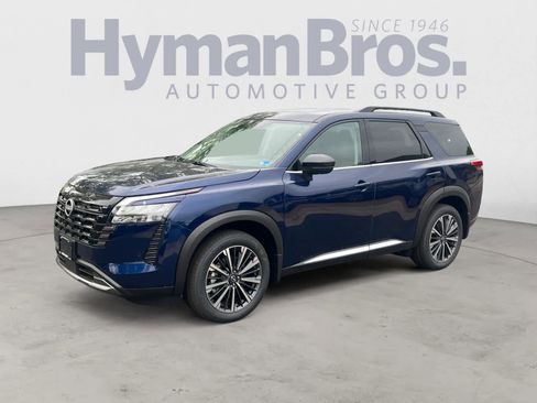 New 2026 Nissan Pathfinder Platinum AWD/4WD image 8