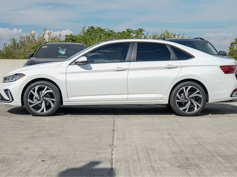 New 2026 Volkswagen Jetta SEL image 5