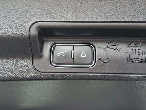 Certified 2023 Ford Explorer XLT w/ Equipment Group 202A AWD/4WD image 29