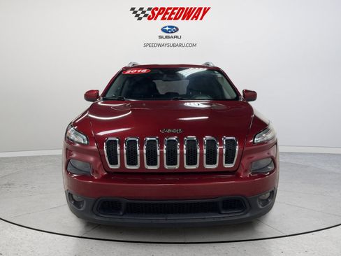 Used 2016 Jeep Cherokee Latitude w/ Cold Weather Group image 3