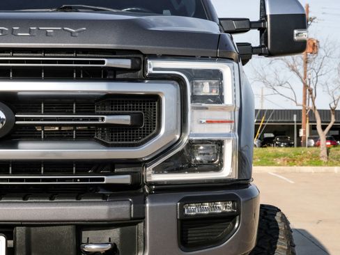 Used 2022 Ford F250 Platinum w/ FX4 Off-Road Package image 52