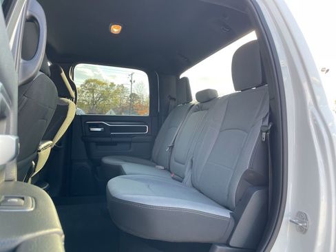 Used 2024 RAM 2500 Big Horn image 39