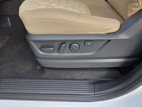 New 2026 Nissan Armada Platinum Reserve image 32