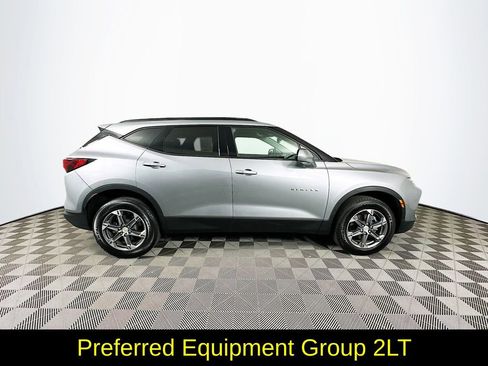 Used 2024 Chevrolet Blazer LT w/ Convenience Package image 11