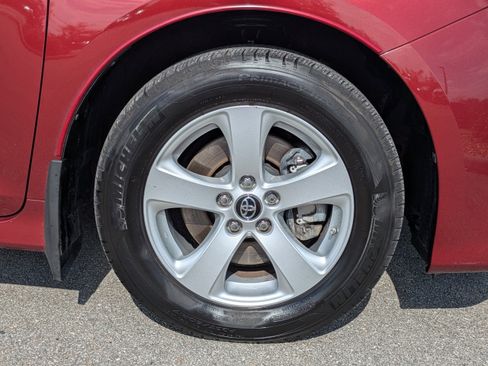 Used 2020 Toyota Sienna LE image 11