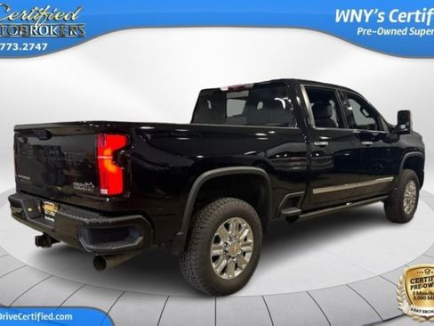 Used 2024 Chevrolet Silverado 3500 High Country w/ High Country Premium Package image 6