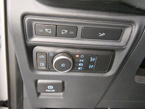 Used 2022 Ford F150 XLT w/ Equipment Group 302A High image 19