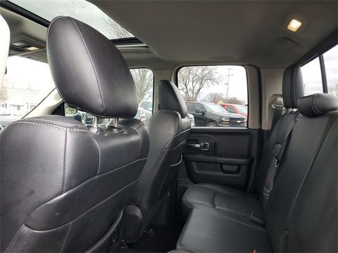 Used 2015 RAM 1500 Laramie w/ Convenience Group image 7