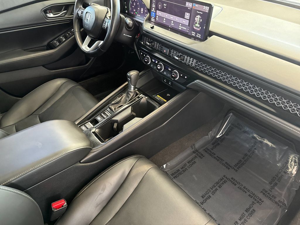 Used 2024 Honda Accord Touring image 14