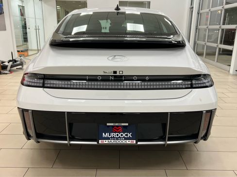 New 2025 Hyundai Ioniq 6 SE image 9