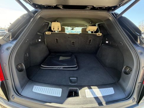 Used 2019 Cadillac XT5 AWD image 28