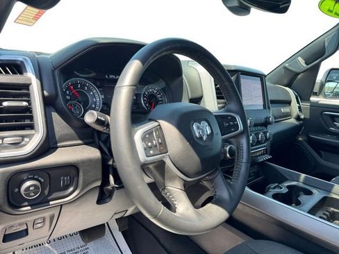Used 2022 RAM 1500 Big Horn AWD/4WD image 17