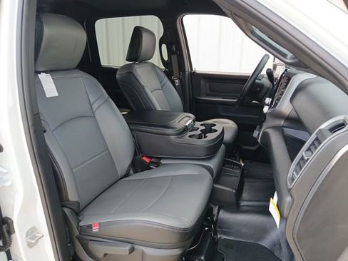 New 2026 RAM 2500 Tradesman AWD/4WD image 30