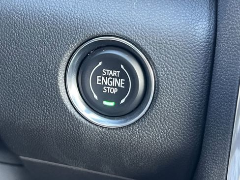 New 2025 GMC Acadia Elevation w/ Elevation Premium Package image 9