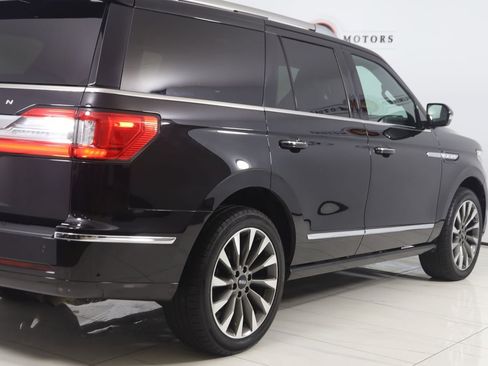 Used 2020 Lincoln Navigator Reserve AWD/4WD image 44