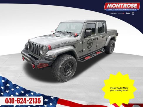 Used 2021 Jeep Gladiator Sport AWD/4WD image 1