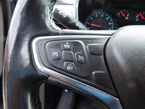 Used 2018 Chevrolet Equinox LT AWD/4WD image 21