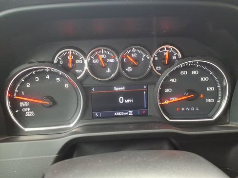 Used 2020 Chevrolet Silverado 1500 LT w/ All-Star Edition image 24