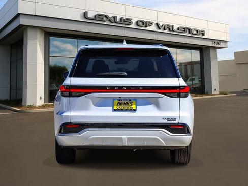 New 2026 Lexus TX 500h AWD image 3
